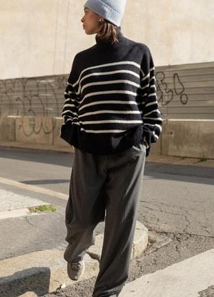 ⚜️❤️uniqlo женский оригинальный полосатый свитер с горлом !