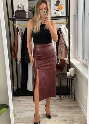 Юбка из эко кожи