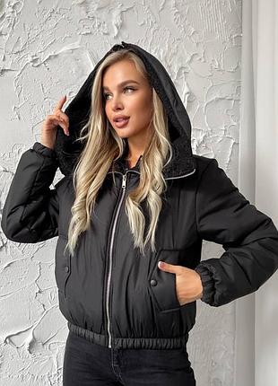 Распродажа 🏷 до -5 демисезонная утепленная оверсайз укороченная куртка бомбер с капишоном тедди на молнии с карманами