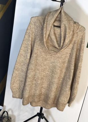 Пухнастий бежевий светер вільний джемпер оверсайз мохер