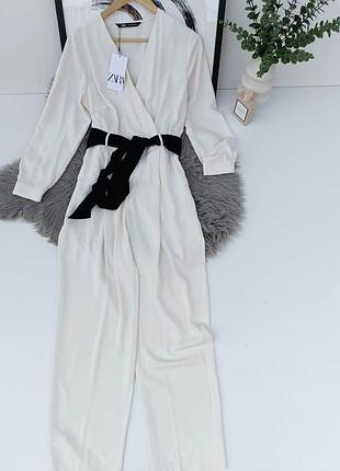 Комбинезон с контрастным ремнем от zara, размер s