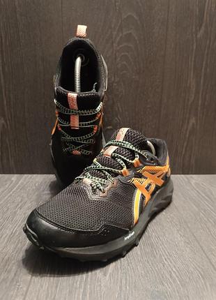 Кросівки asics 39- устілка 24,5 см