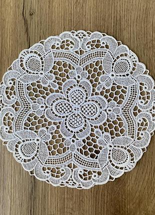 Мереживна серветка. серветка. плауенське мереживо.