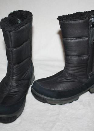 Сапоги термо фирмы ecco 33 размер по стельке 21,5 см. вся стелька с загибом на пятку 22,5 см.