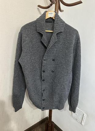 Продам кардиган вовняний