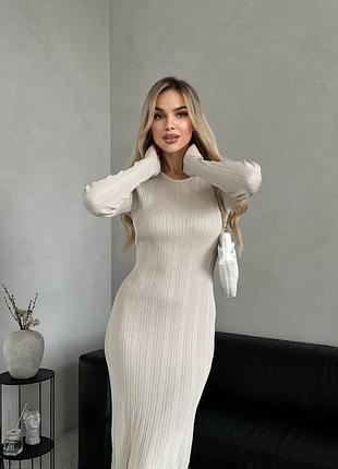 9004 женское трикотажное платье макси базовая модель облегающего кроя с длинным рукавом, высоким круглым вырезом