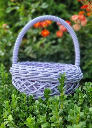 Корзина з ротангу