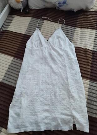 Легкое платье