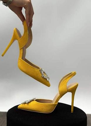 Желтые туфли - слингбеки замшевые