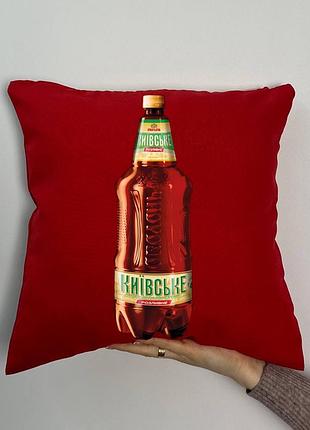 Подушка с принтом габардиновая оболочка киевское разливное, красная 35х35 (426)