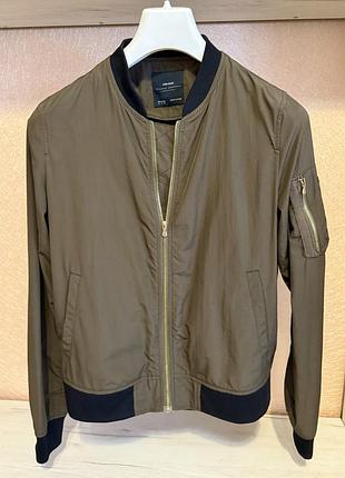 Легкий бомбер вітровка zara