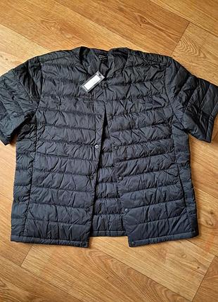 Пуховая жилетка 50-52 размер