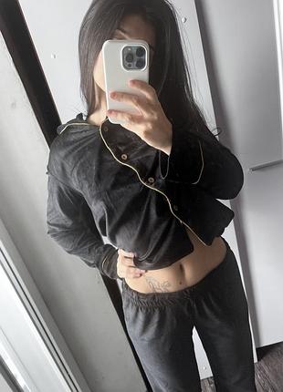 Велюровий костюм для дому