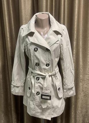 Женский стильный плащ тренч denim & cultute цвет бежевый пудровый размер m