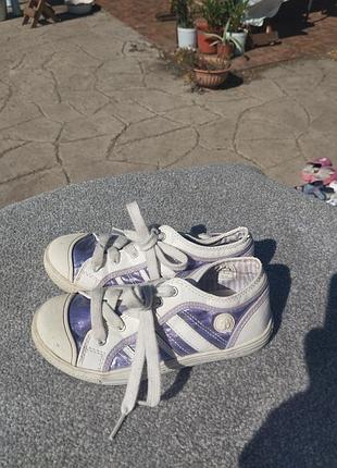 Кроссовки для девочки