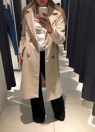 Жіноче пальто reserved