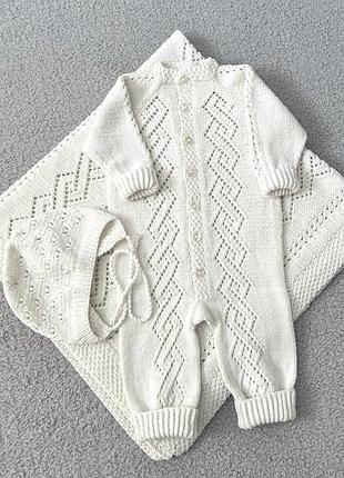 Вʼязаний дитячий комплект ручної роботи для малюків 0-3 місяців