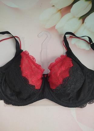 Кружевний бюстгалтер розмір 75f