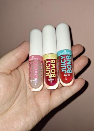 Essence juicy bomb lip oil