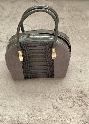 Сумка нова італія сіра каркасна тримає форму вировблена в євросоюзі