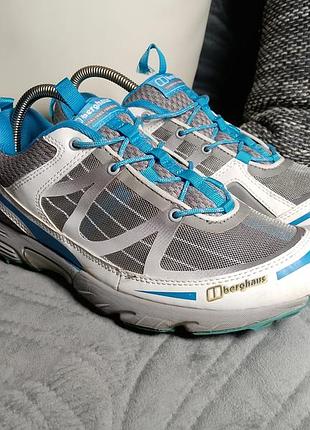 Женские кроссовки berghaus vapour claw tech.