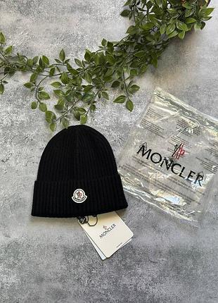 Шапка moncler