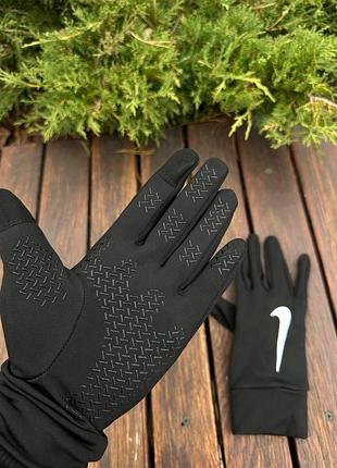 Мужские перчатки nike swoosh