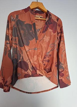 Стильна асиметрична блуза