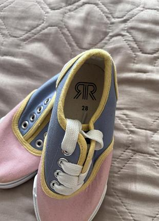 Кеди на дівчинки