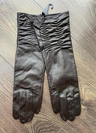 Нові шкіряні перчатки жіночі шоколадного кольору