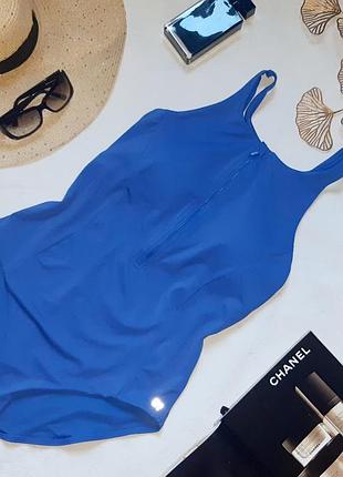 Невыраженно стильный и яркий спортивный купальник на молнии большой размер