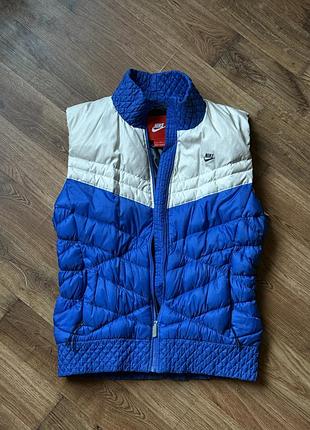 Жіноча жилетка nike