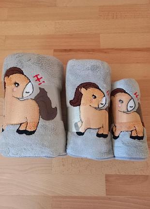 Набор полотенец с единорогом