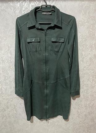 Платье на змейке по фигуре