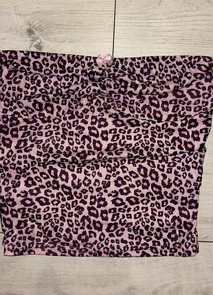 Рожевий топ з леопардовим принтом