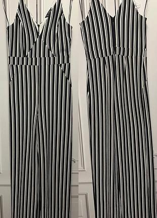 Комбинезон с широкими штанами палаццо