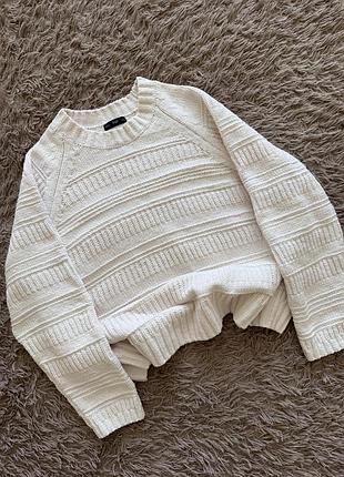 Обʼємний светр