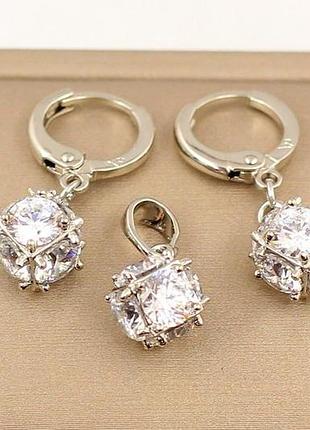 Набір xuping jewelry фіаніт в кубику золотистий