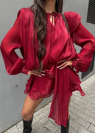 Стильна сукня з шовку