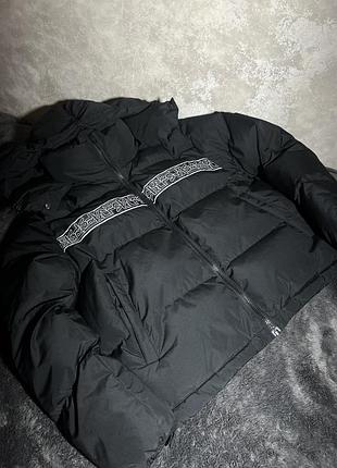 Куртка від відомого люксового бренду karl lagerfeld