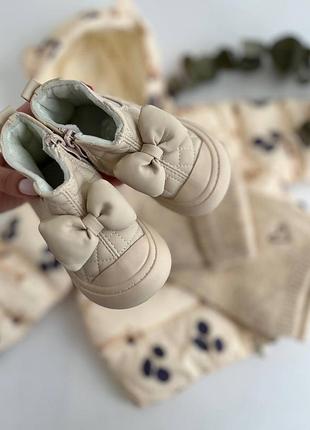 Черевички для дівчинки