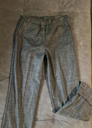 Брюки сірого кольору