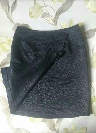 Черная юбка с драпировкой ,на запах3 фото