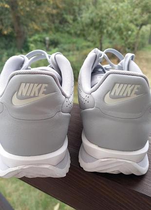 Кросовки  nike 4