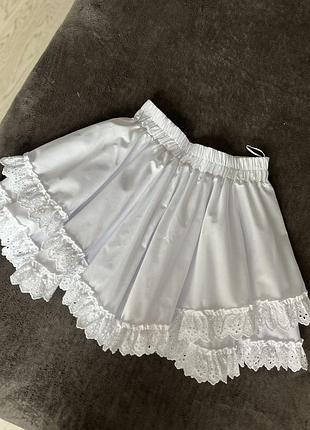 Спідниця біла з рюшами famo