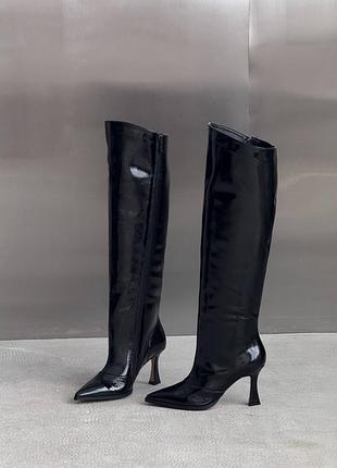 Чоботи жіночі