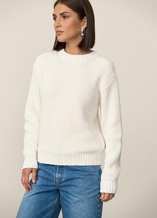 Молочний светр з бавовняної пряжі люксової якості