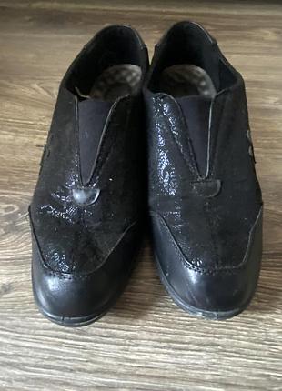 Туфлі жіночі кожа