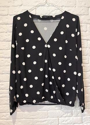 Блуза жіноча чорна в горошок mohito