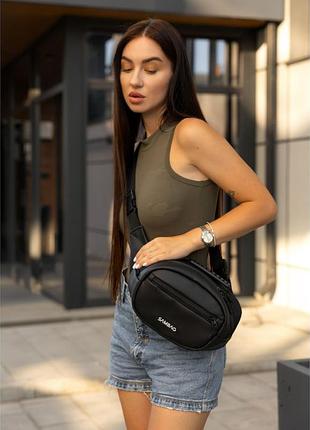 Сумка через плече жіноча бананка sambag flex чорна